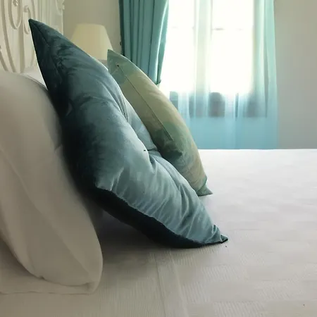 Hotel Red Basilica 2*